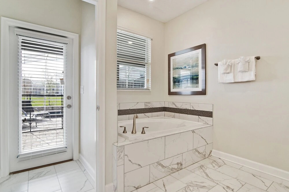 8830ilc - The Retreat At Championsgate 8 Bedroom Home by RedAwning