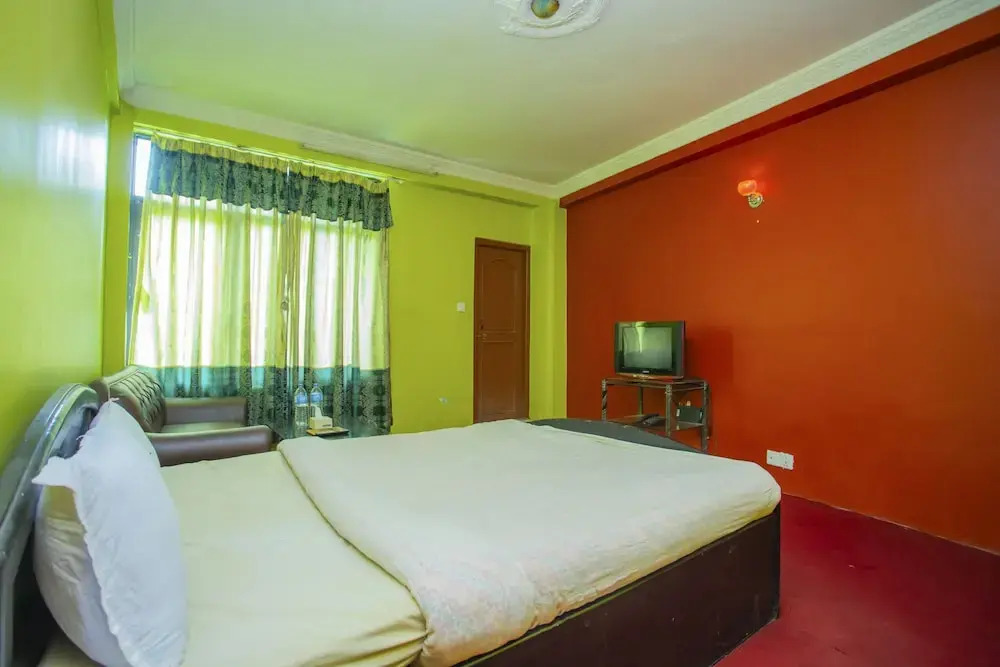 SPOT ON 425 A-one Hotel