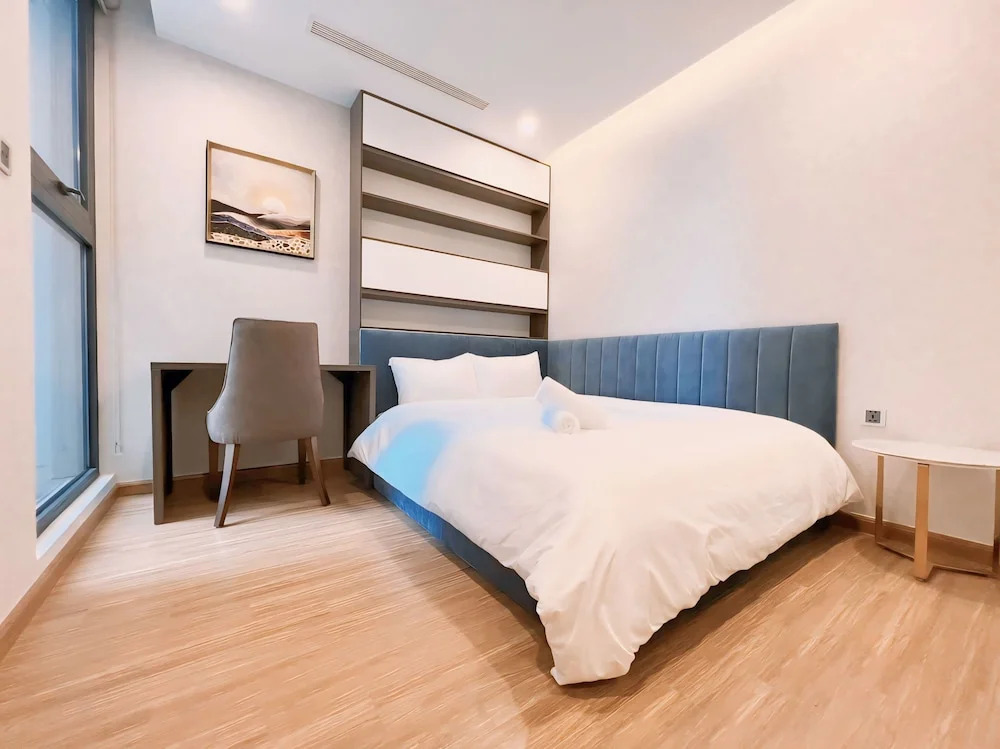 Vinhomes Metropolis Apartment near the United Nations