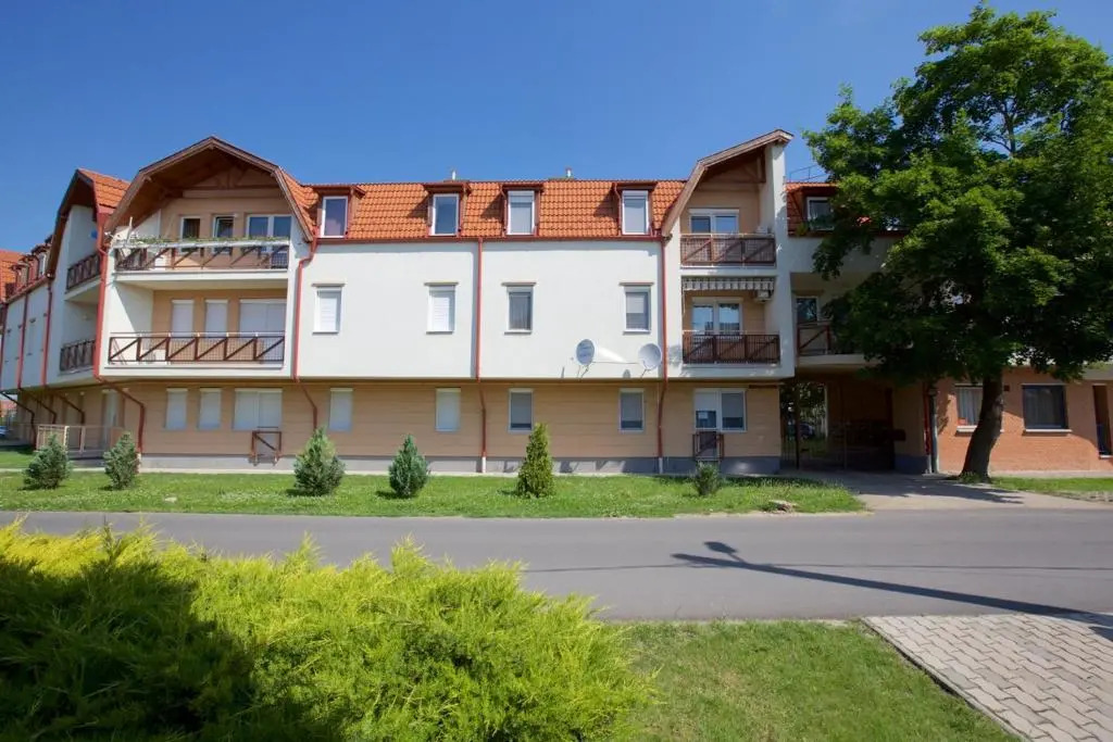 Zoli Apartmanok-Timi Kölcsey 34-36
