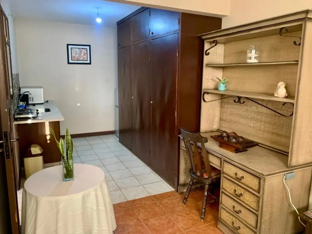 Apartamento con jardin