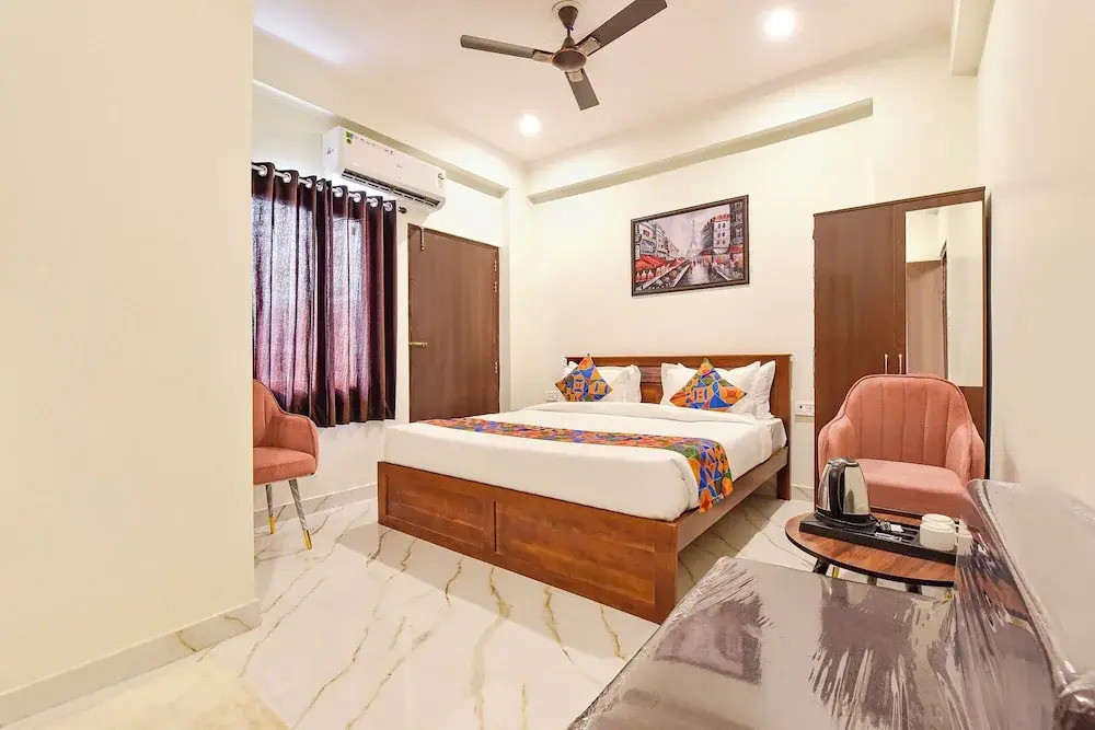 Fabhotel Yuvraj Inn