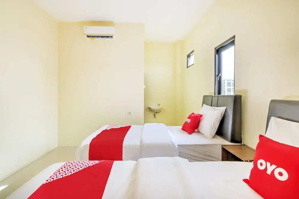 Oyo 2509 Central District Residence