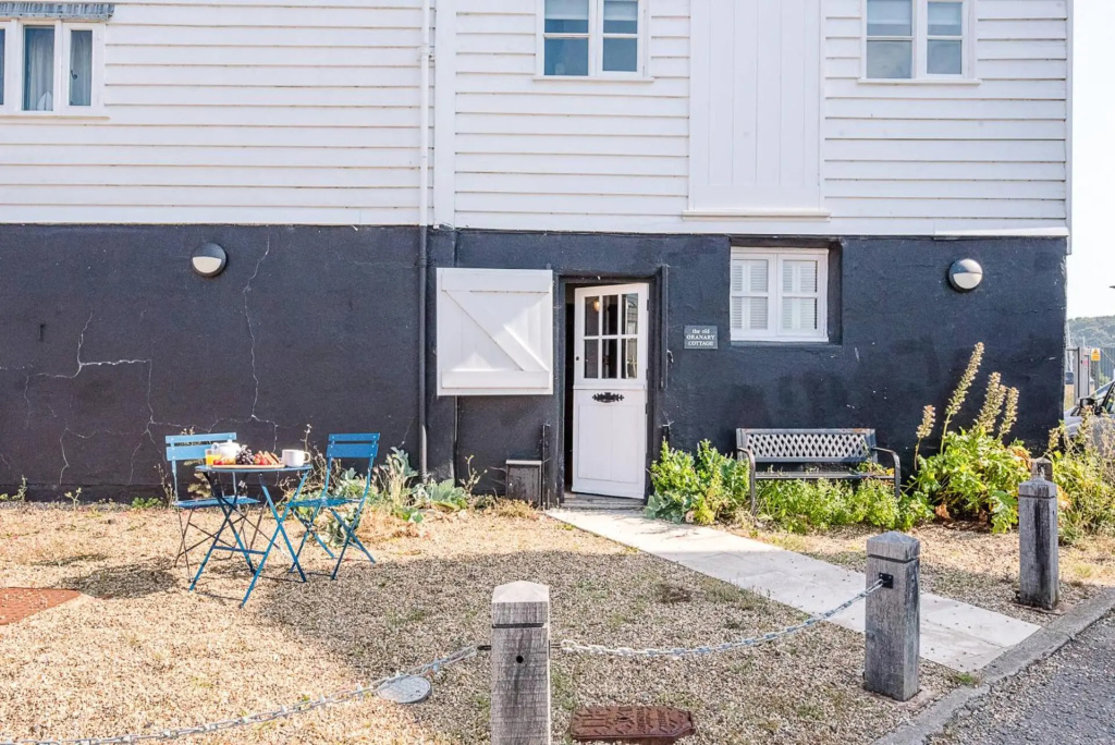 The Old Granary Cottage, Woodbridge