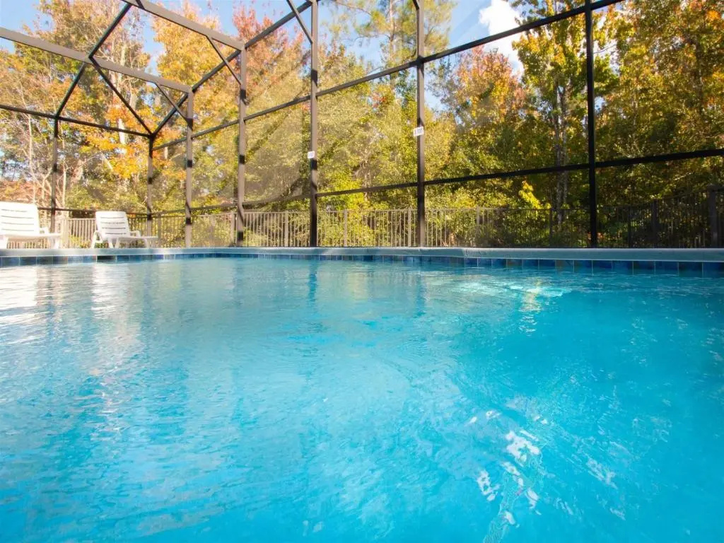 Luxurious With Privacy In 5 Bedroom With Private Pool By Florida Dream Homes