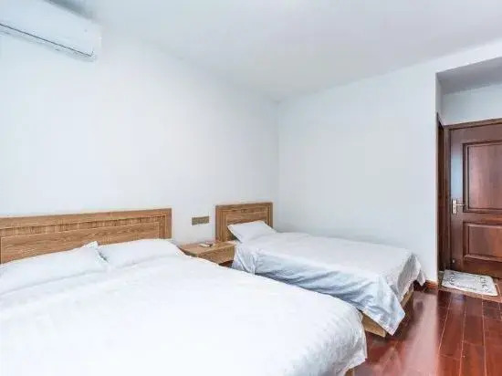 Xiangshan Summer Tour Homestay
