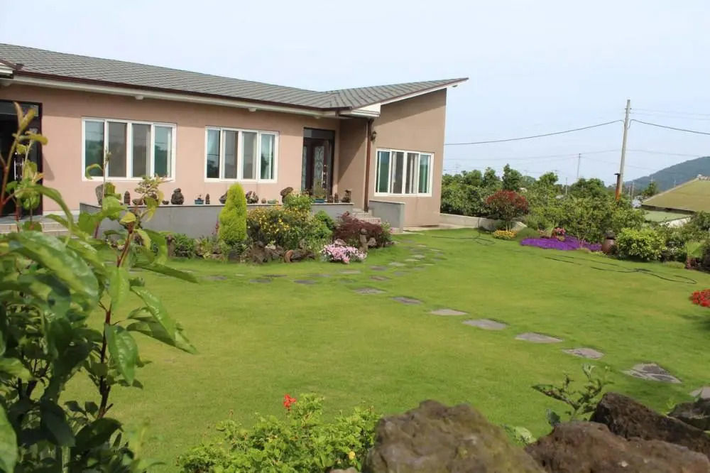 Jeju Gumsan Pension