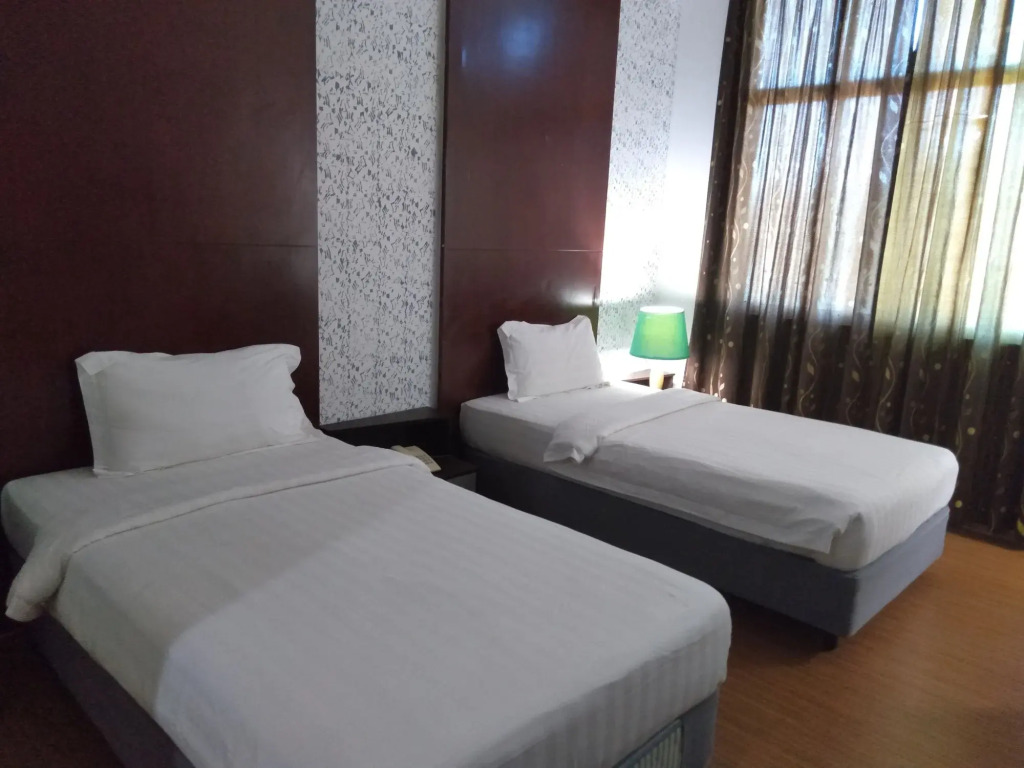 Ginasuite Hotel