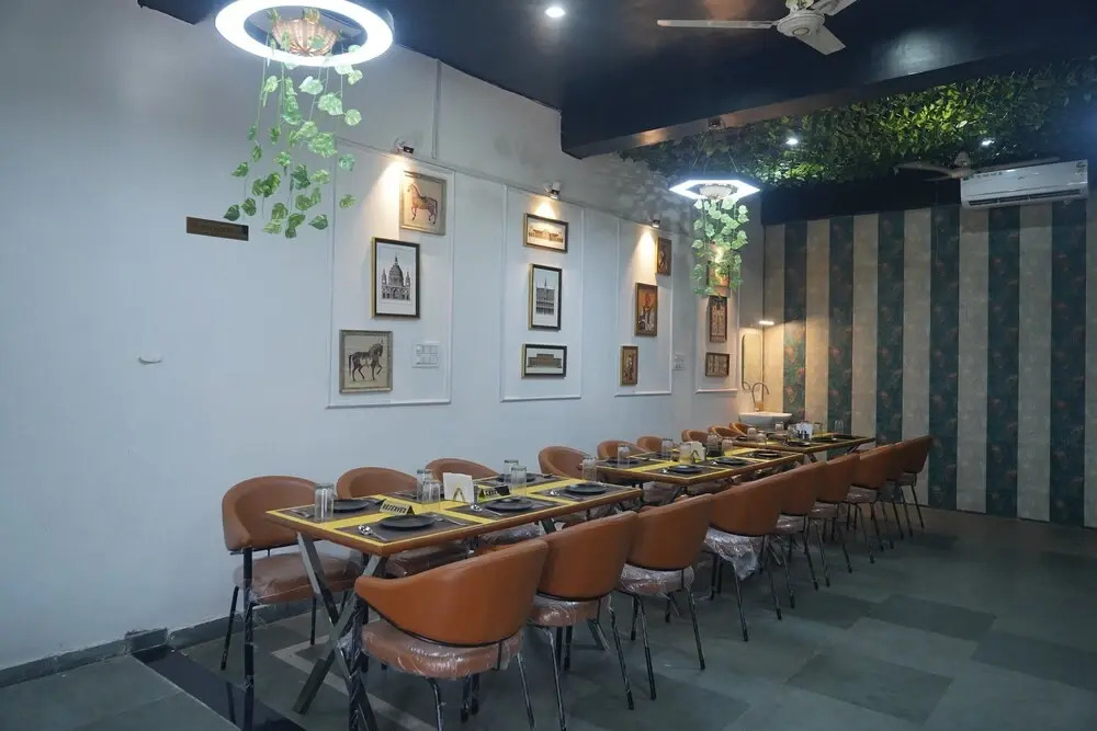 Raj Kamal Hotel & Garden