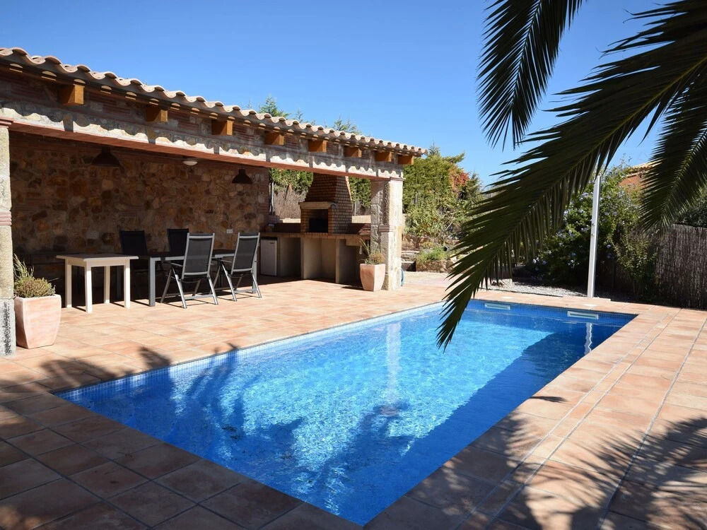 Villa in Calonge near the Beach