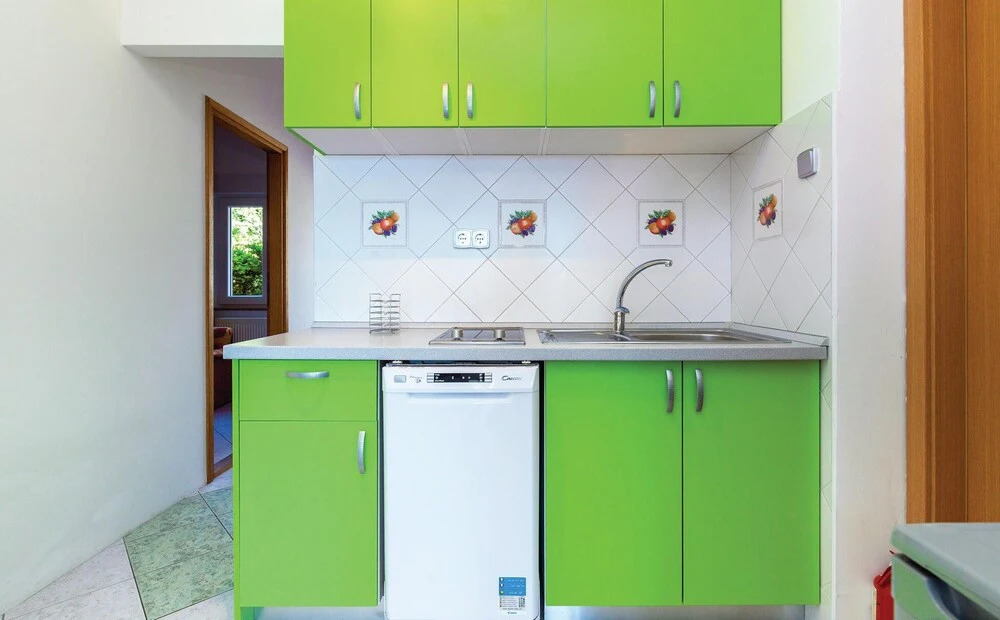 Beautiful Home in Crikvenica With Wifi and 2 Bedrooms