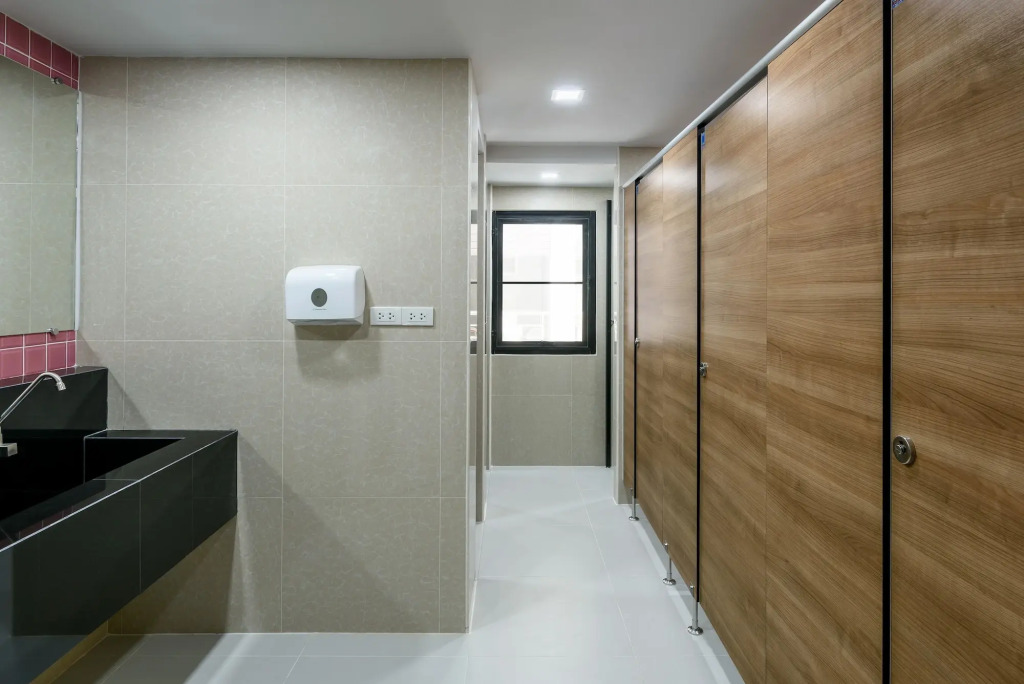 Travelier Hostel