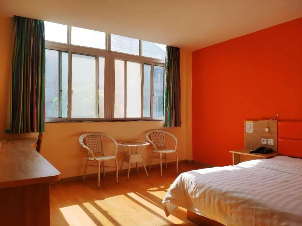 7Days Inn Luohe Forest Park Heshang Street Ancient Town