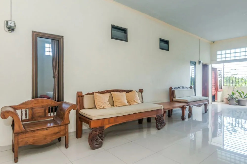 ZenRooms Denpasar ByPass Suwung
