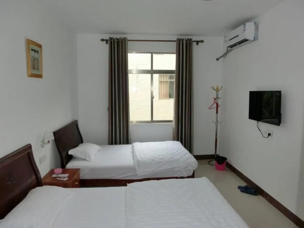 Memory in the Bottle Inn (Weizhou Island Dishui Danping)