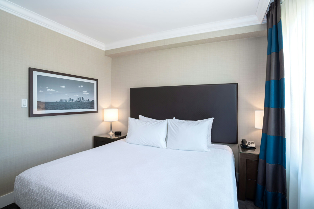 Sandman Hotel Oakville