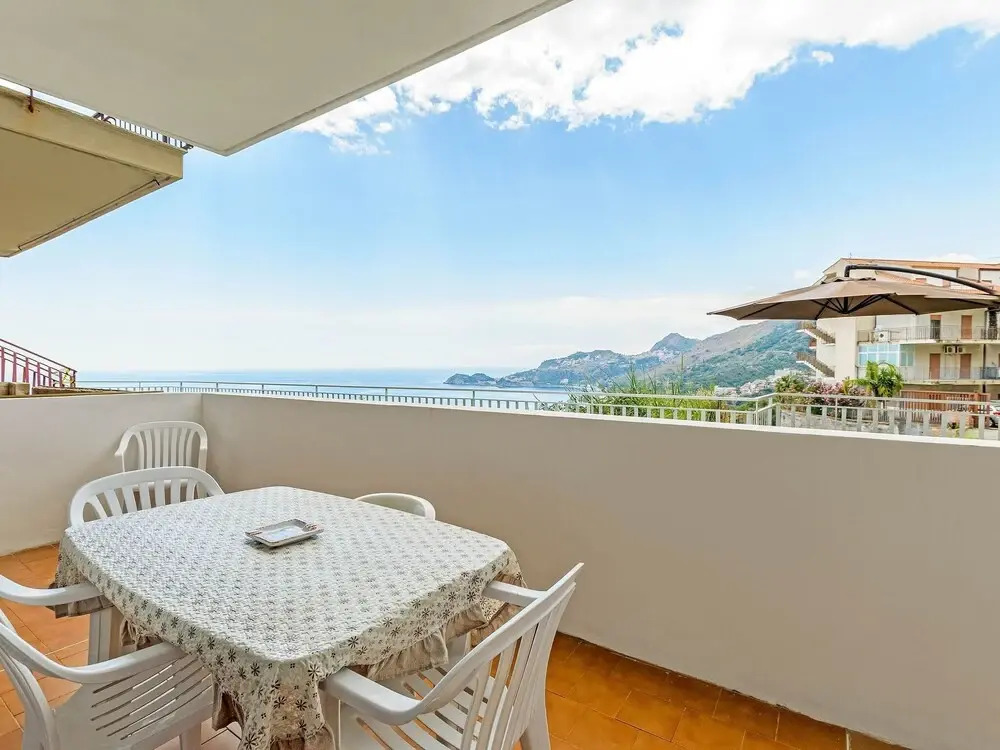 Sea-View Holiday Home in Letojanni with Garden