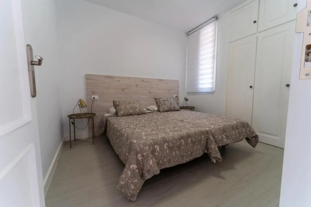 Comfortable Apartment Los Cristianos. Free Wifi.