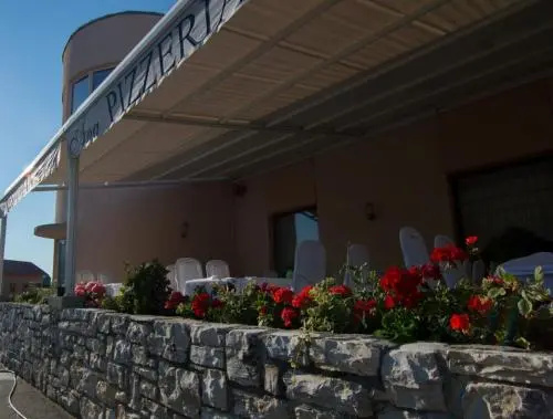 Hotel Ana