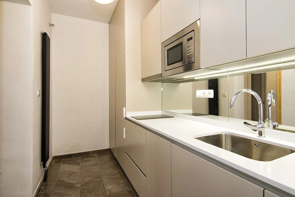 Bright and Elegant 3BR Exclusive Retreat