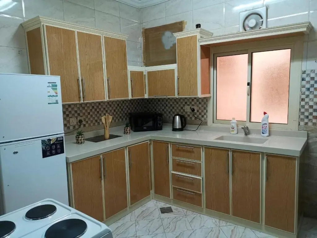 Al Shadi Apartment Private Tourism