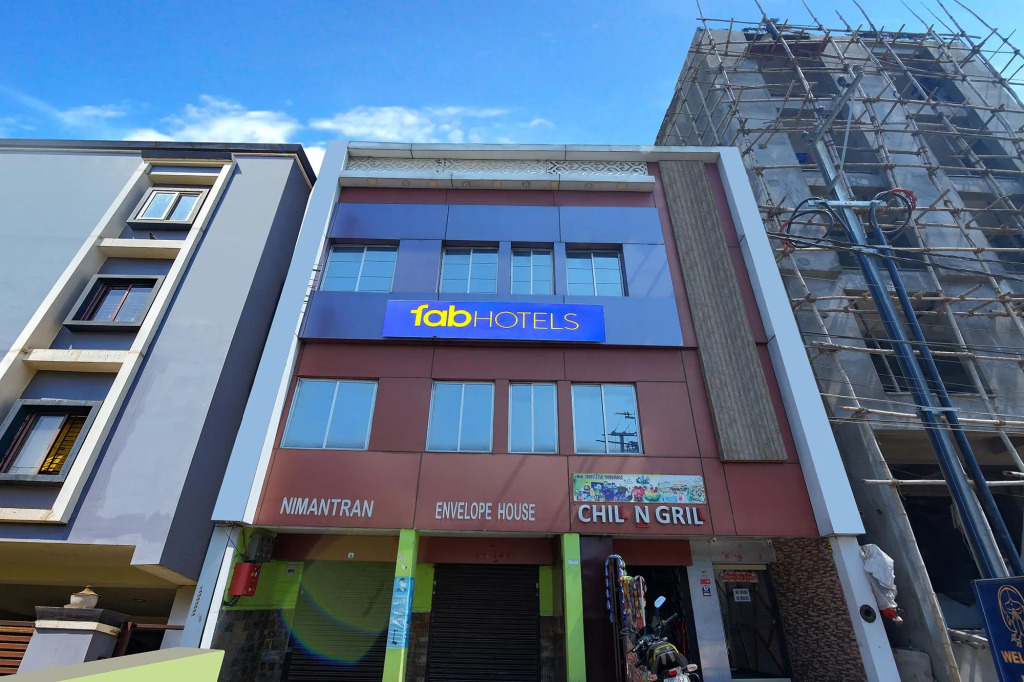FabHotel New Central