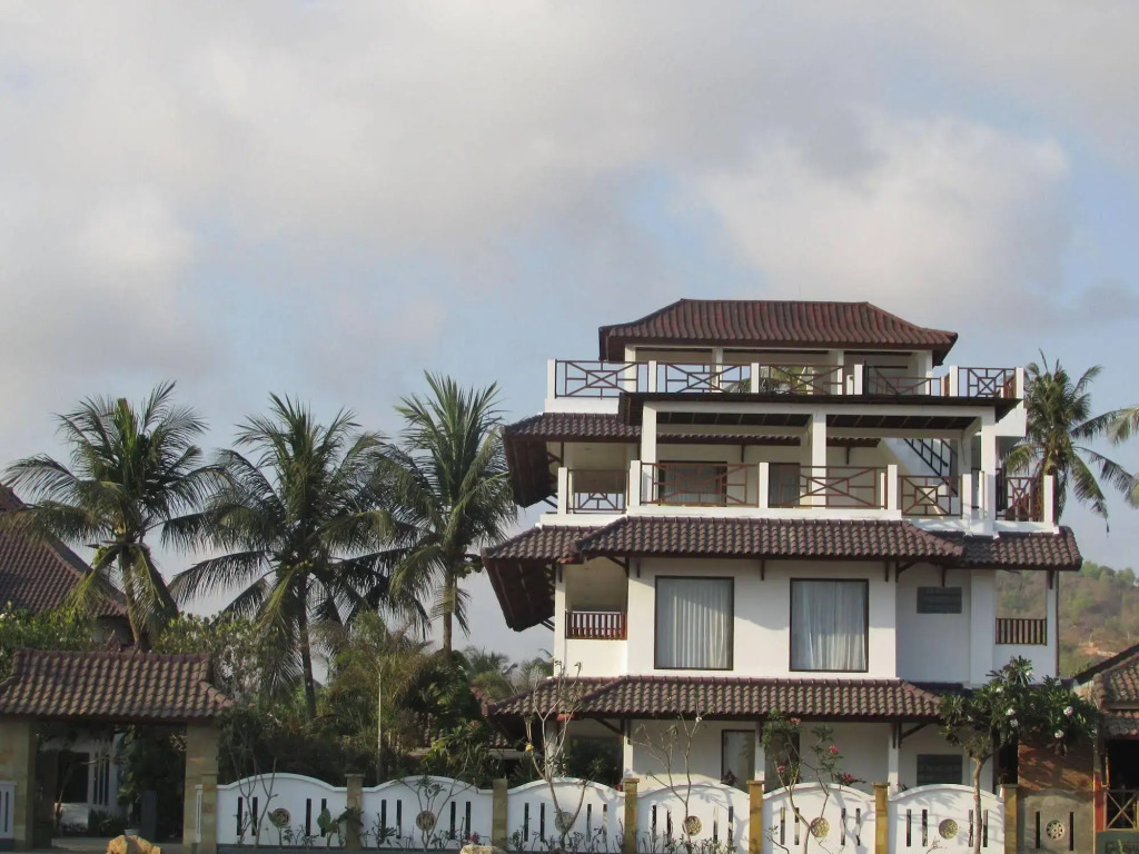 Friends Beach Hotel