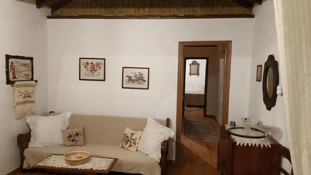 Traditional 1697 Thalamai house