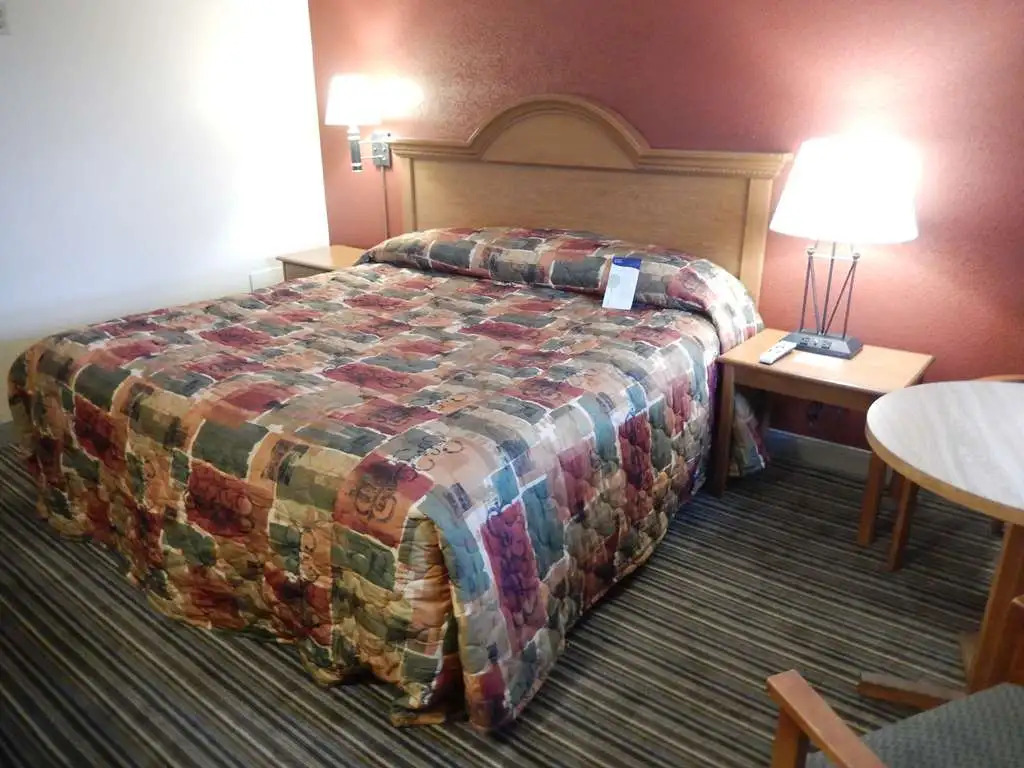 Scottish Inns and Suites- Bordentown, NJ