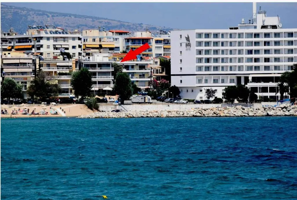 Beach Side Apart I