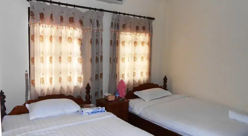 Oudomsab Guesthouse & Restaurant