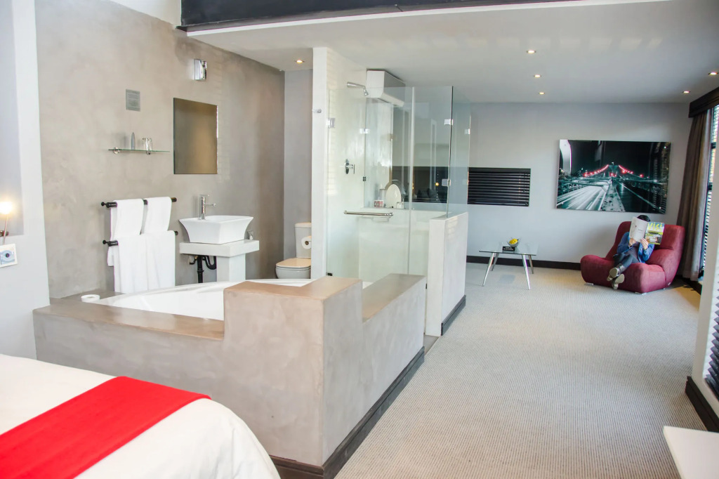 City Living Boutique Hotel