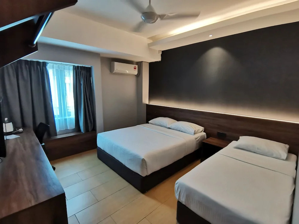 Lumut Hotel