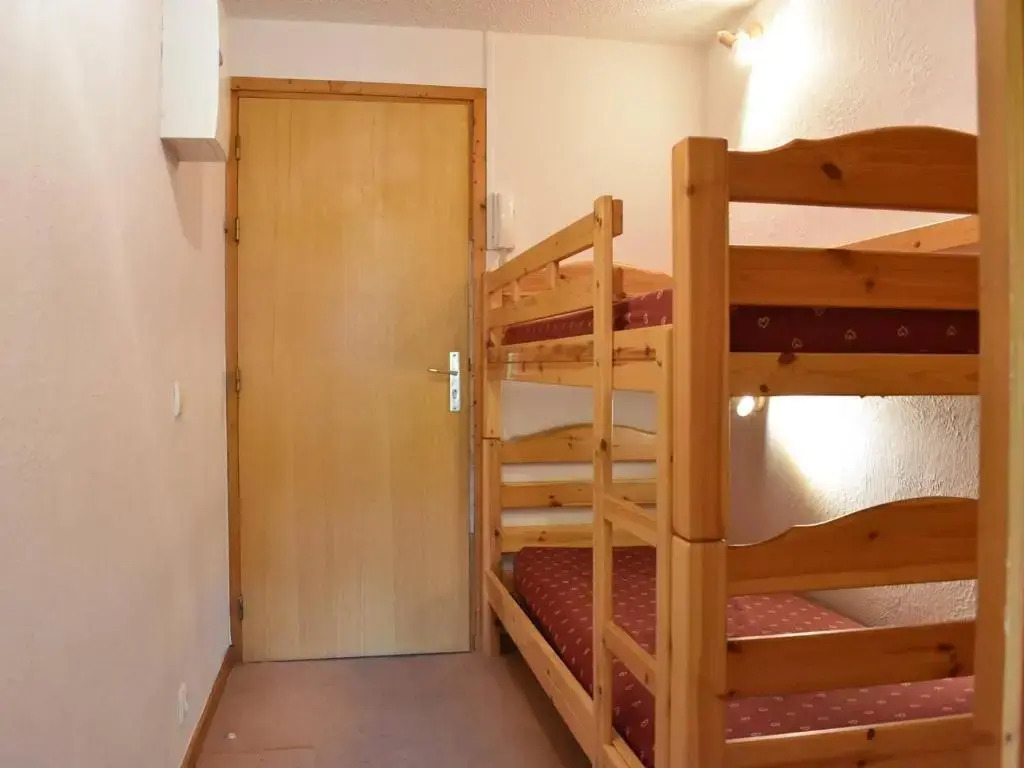 Appartement Méribel, 1 pièce, 4 personnes - FR-1-180-18