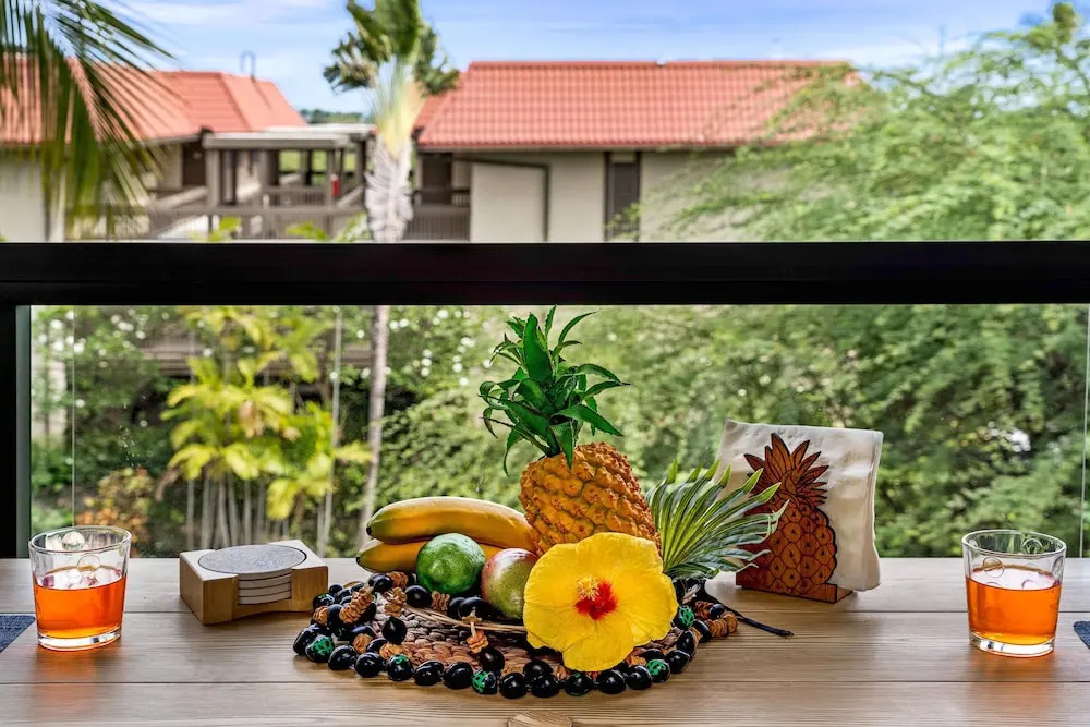 Kona Pacific C618 Top fl Seaview With ac, Elevator