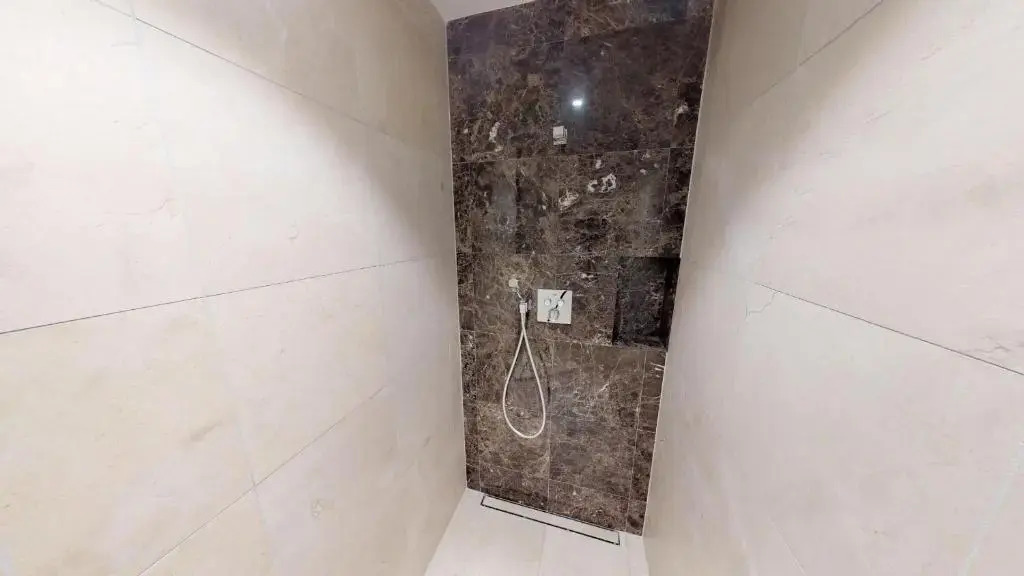 White Pearl Apartment 1.06