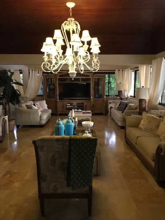 Villa Habibi Romana