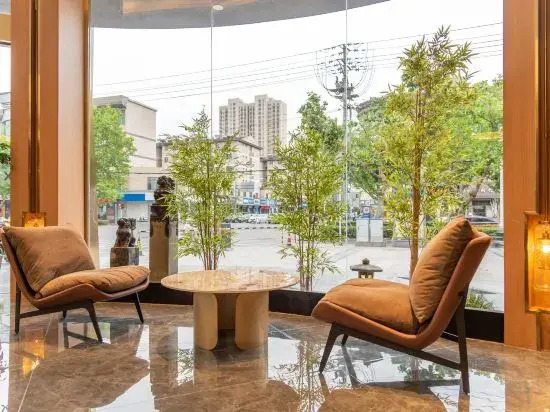 VX Hotel (Suining Renmin Yiyuan Xingmei Shopping Plaza)