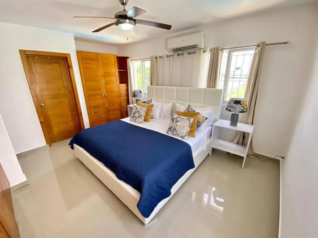 Full Village + 4 rooms + Private pool