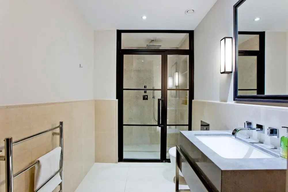 GS4 - 2 Bed Executive
