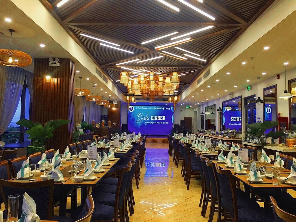 Hạ Long New Century Hotel