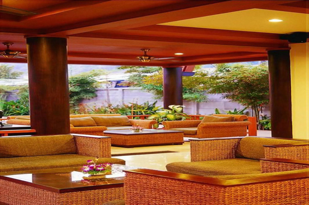 Kata Poolside Resort SHA Extra Plus