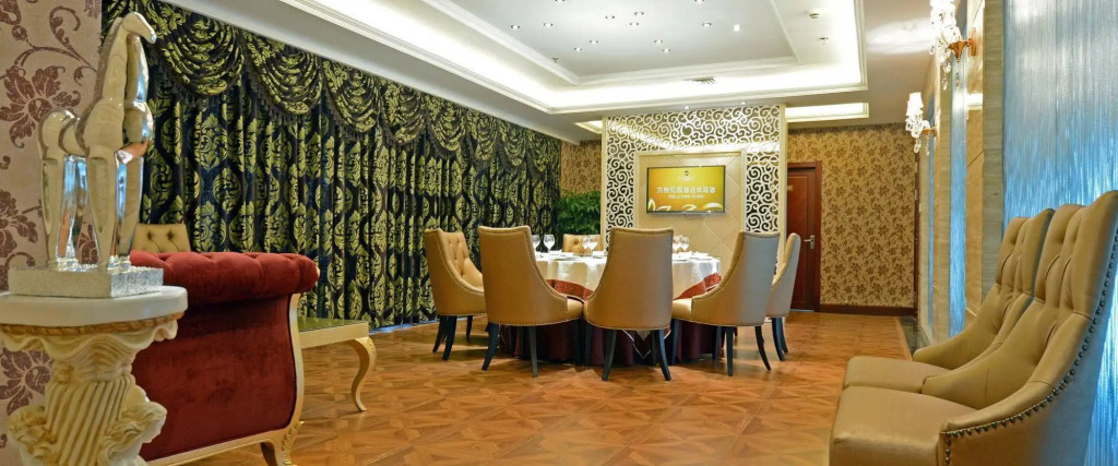 Shenyang Fangte Garden Hotel