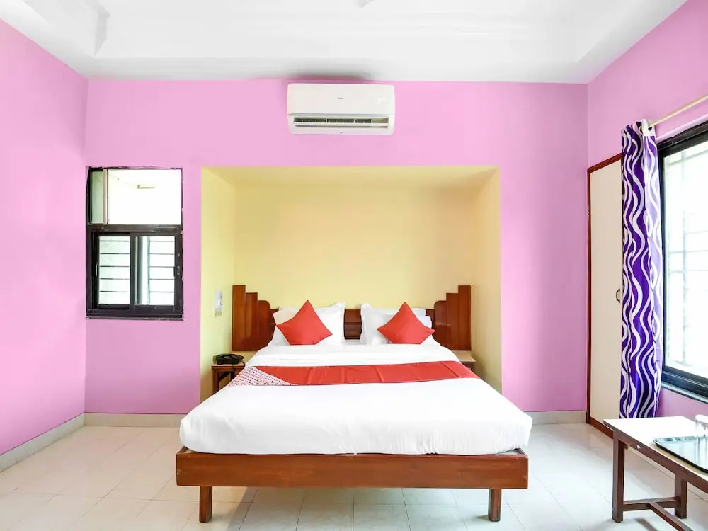 OYO 13926 Hotel Kala Laxmi