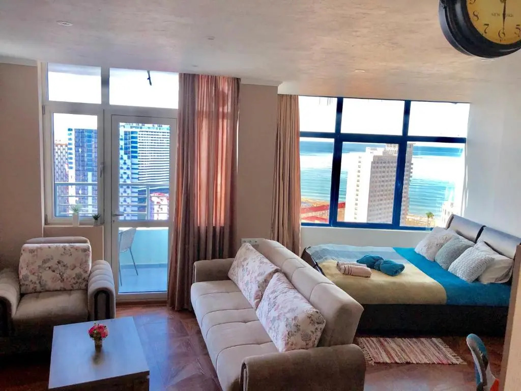 Cozy bright Apartment with amazing sea view