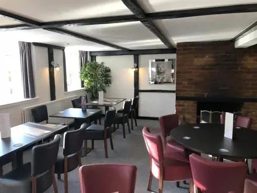 Old Hunters Lodge Whipsnade Limited