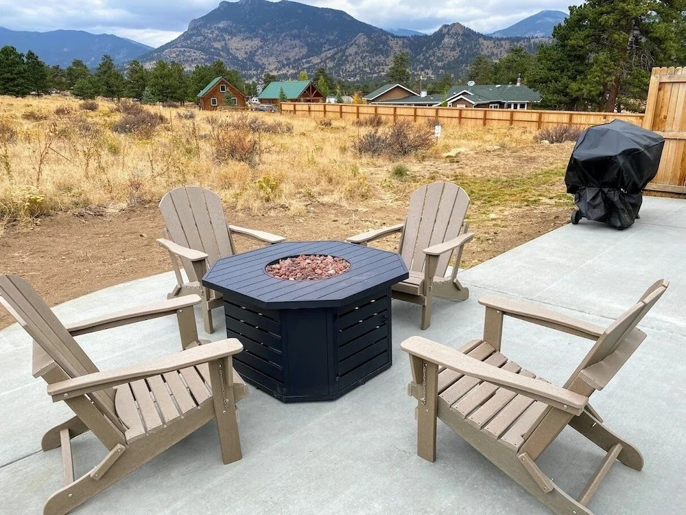 Serenity In The Rockies 2 Bedroom Townhouse by RedAwning