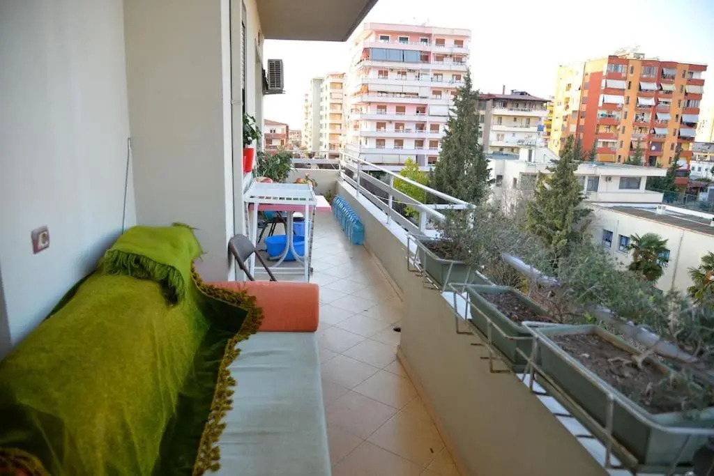 Lovely 2-bedroom condo near the City center