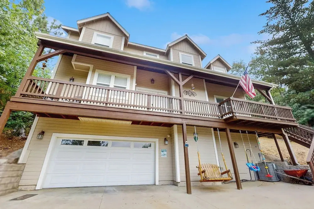 4BR Relaxing Home w/ Sing, Games & Ping-pong