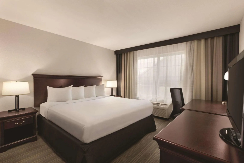 Garner Hotel Madison - Huntsville Airport by IHG